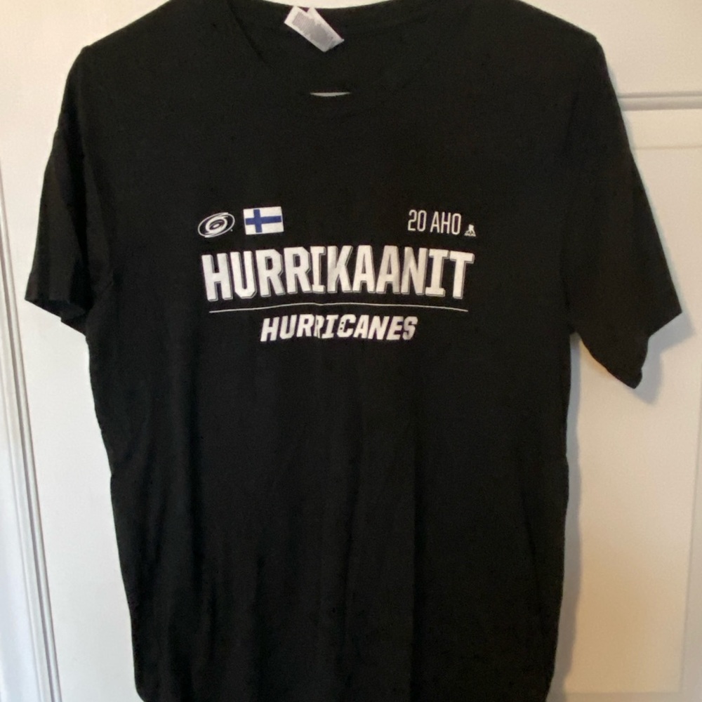 Black Hurrikaanit (Hurricanes - Aho) T-Shirt